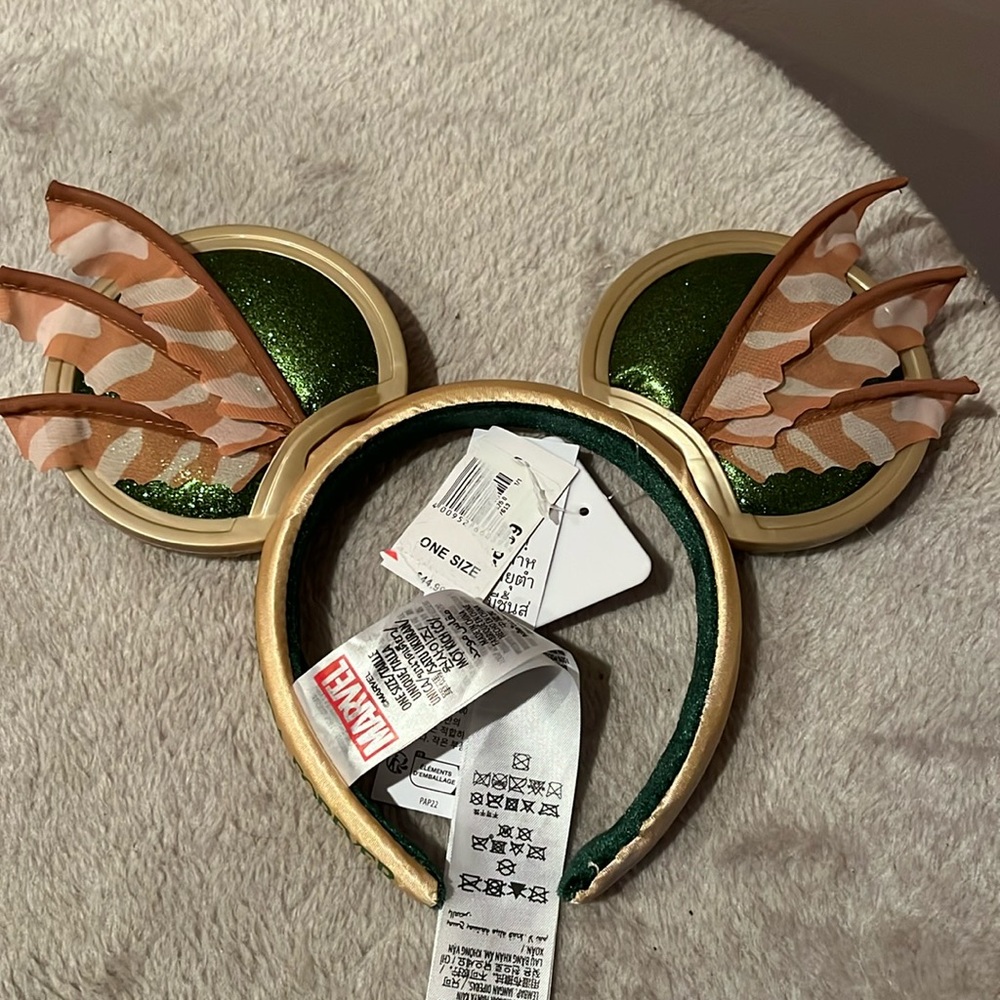 Disney marvel ears NWT